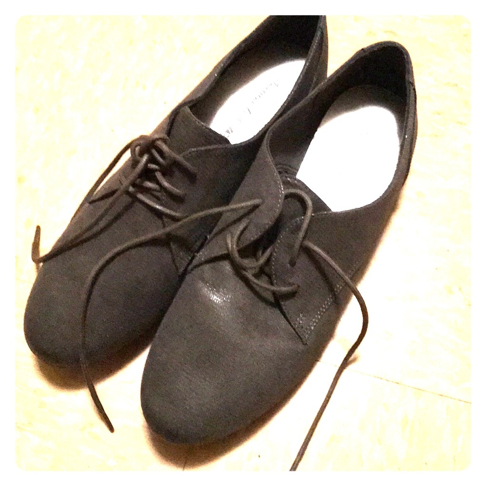 AE Oxfords Size 9.5